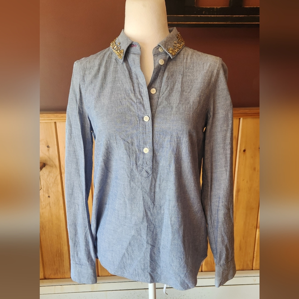Kate Spade New York Xander Embellished Chambray button Shirt Size 2 Light Blue